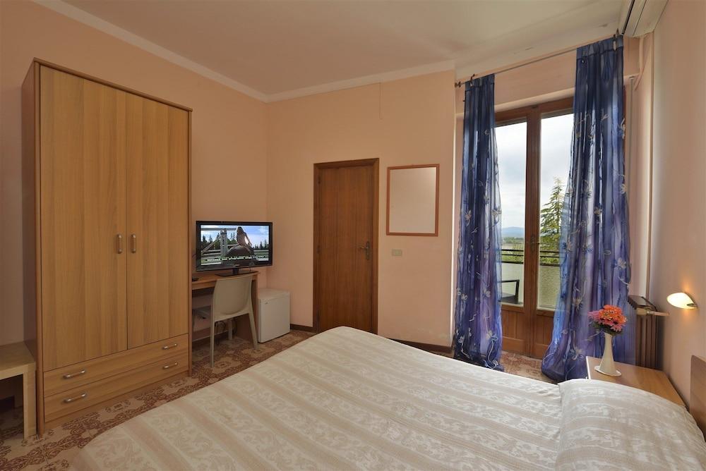 Hotel Attico Chianciano Terme Eksteriør billede