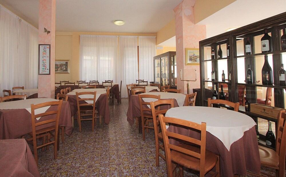 Hotel Attico Chianciano Terme Eksteriør billede