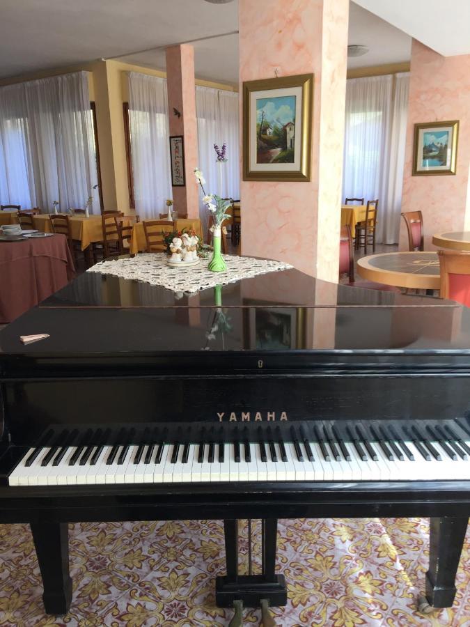 Hotel Attico Chianciano Terme Eksteriør billede
