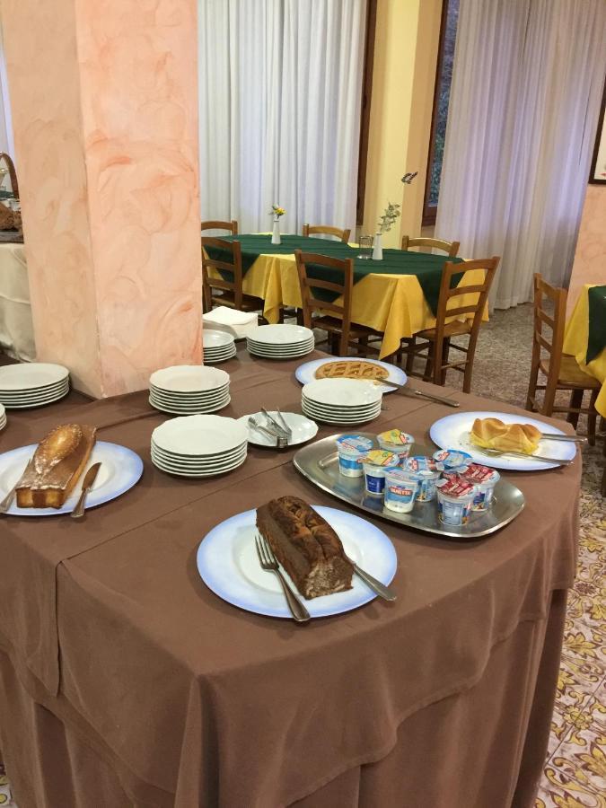 Hotel Attico Chianciano Terme Eksteriør billede